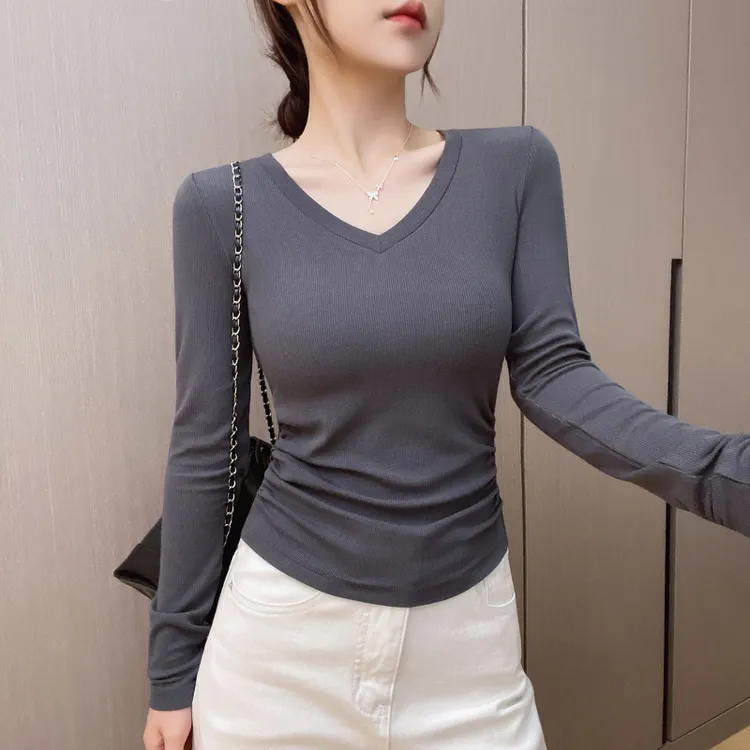 法式黑色V领长袖修身内搭T恤秋冬新款百搭洋气衣服打底衫女装上衣