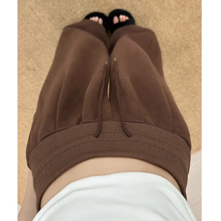 复古抽绳咖色阔腿裤女秋季低腰休闲运动裤子宽松直筒拖地显瘦卫裤