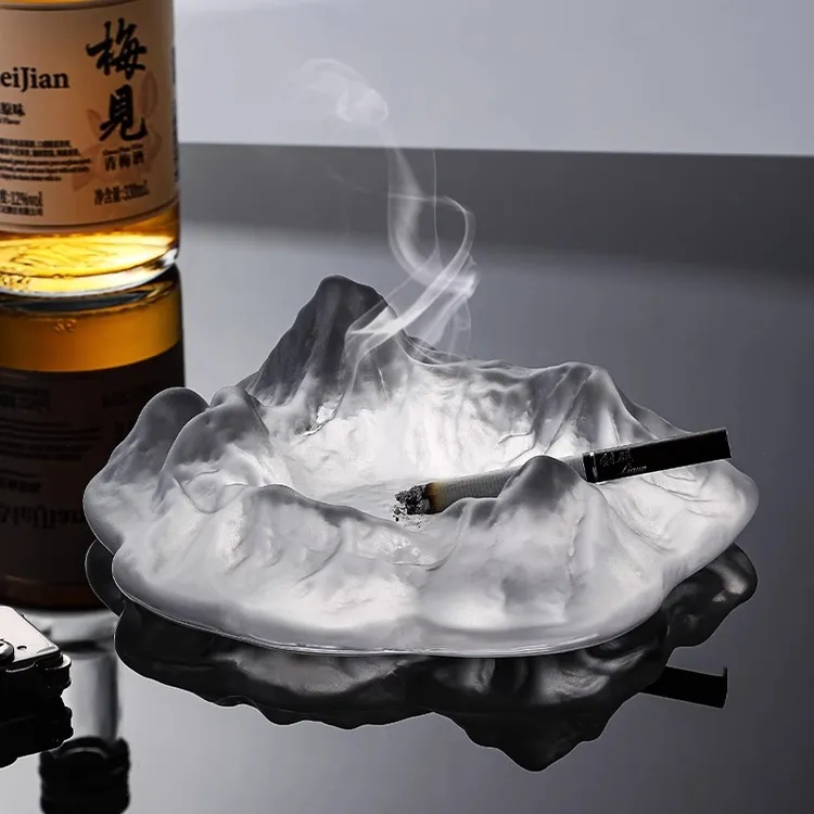 冰山轻奢烟灰缸极简ins家用客厅办公室创意潮流雪山摆件北欧风格