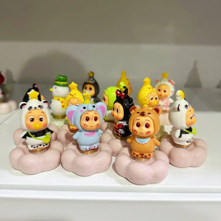 景德镇网红转转星星人转转摆件车载摆件随手礼