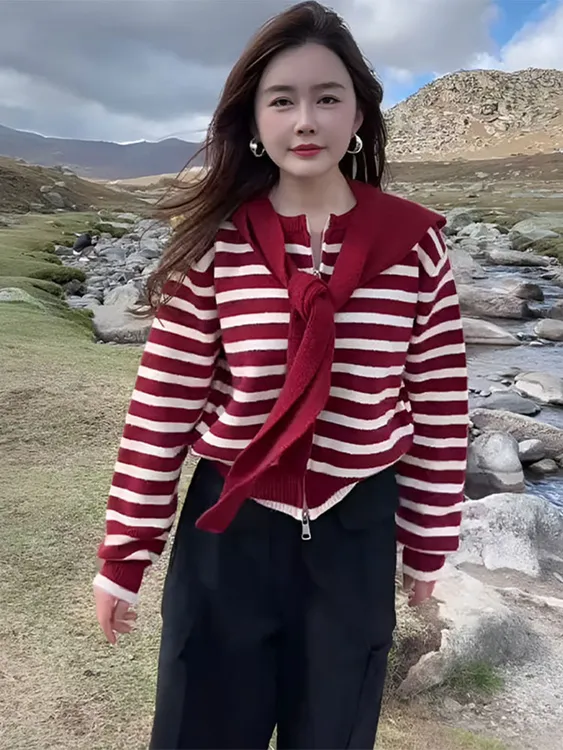 披肩连帽条纹针织开衫女2025秋冬新款外搭独特漂亮超好看毛衣外套