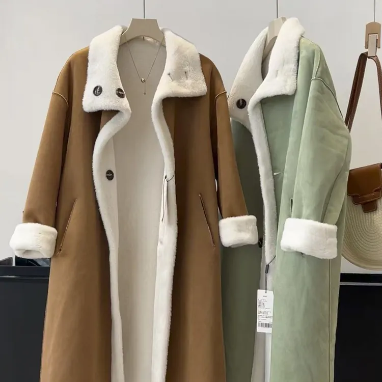 温暖过冬！韩版气质 温柔减龄简约仿皮毛一体麂皮绒长款外套