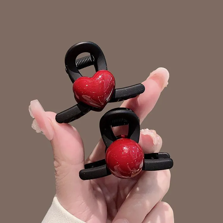 精致高级感红色爱心小抓夹女2024新款公主头发卡刘海发夹边夹侧边