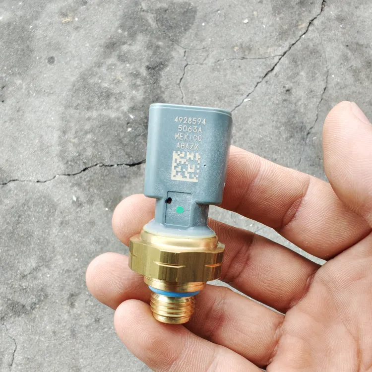 东风天龙旗舰康明斯福田机油塞C4928594国六燃气车排气压力传感器