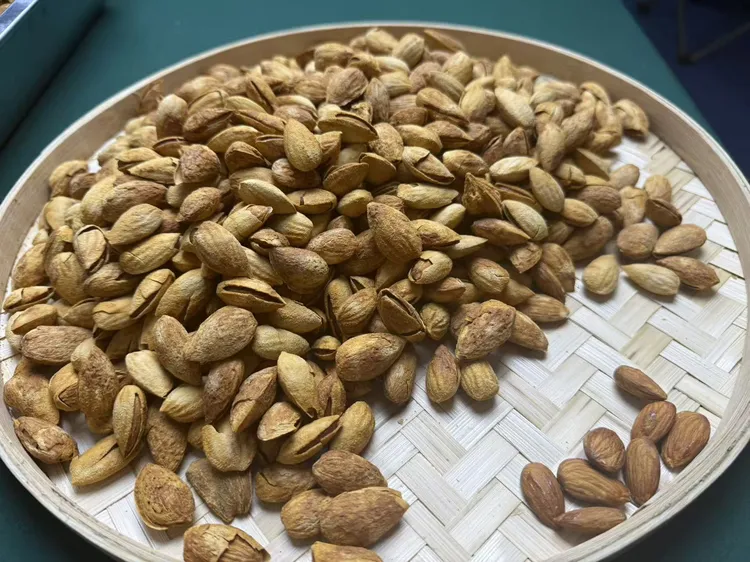 奶香巴旦木薄壳大果