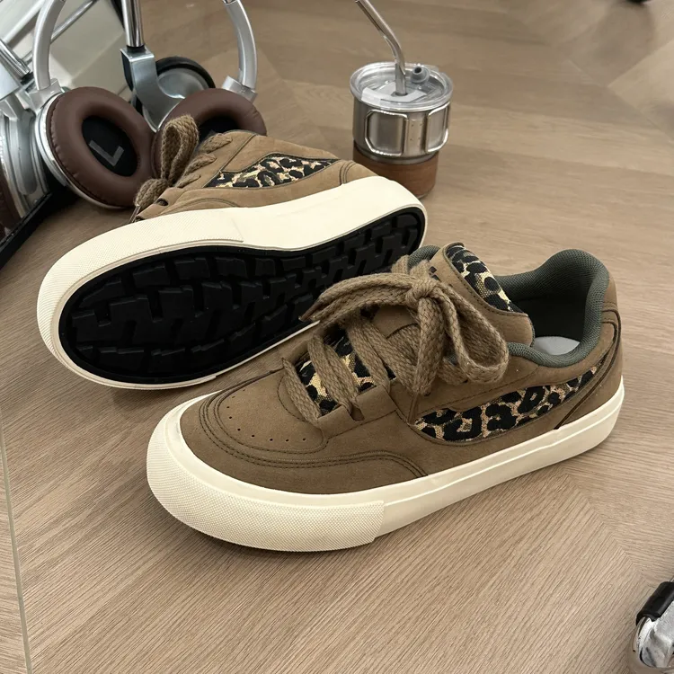 原创设计复古美式豹纹男鞋小众干净感痞帅板鞋秋季新款开车鞋子男