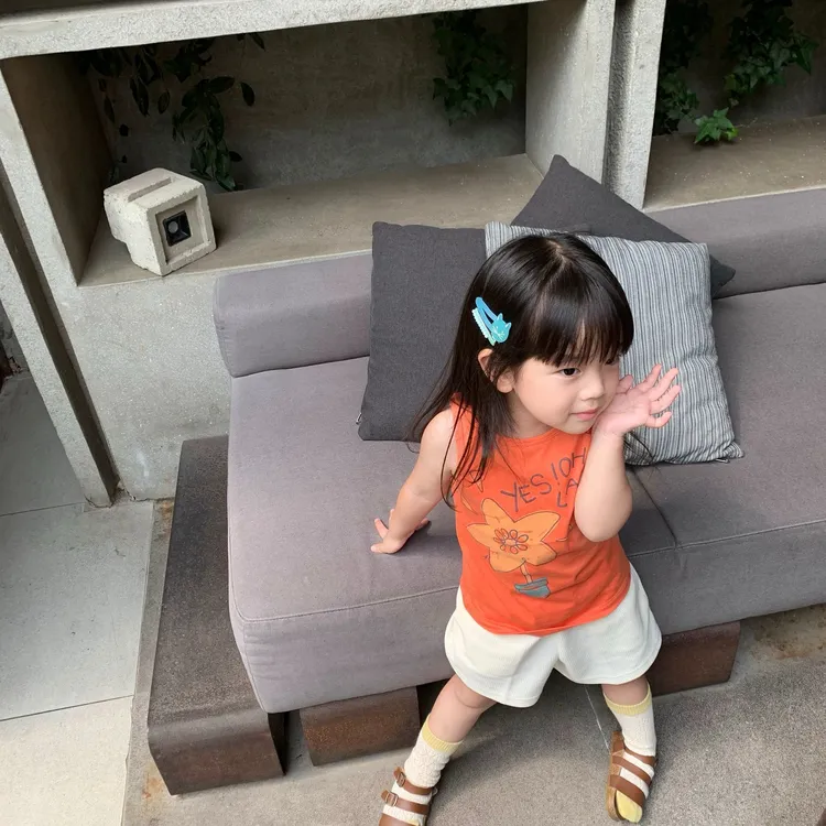 壹妈童装女童夏套装韩系2025新款夏季洋气宝宝印花背心白色短裤