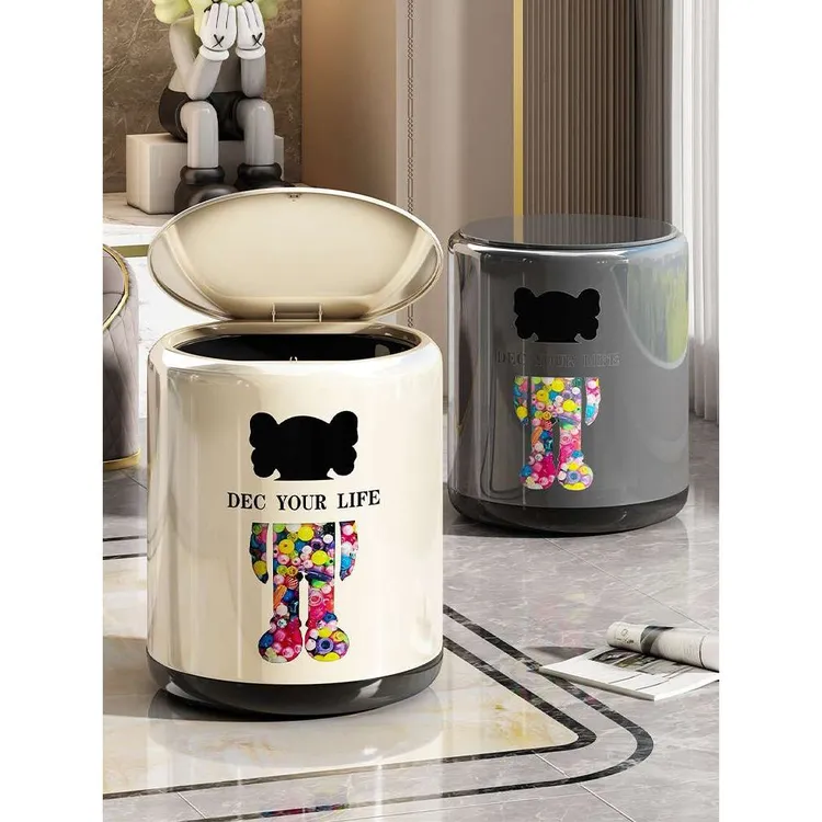 德国品质2025新款垃圾桶高颜值家用轻奢大容量客厅卧室带盖厨房卫