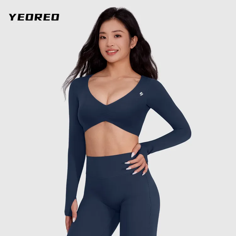 YEOREO短款V领拼缝长袖带胸垫瑜伽上衣显肩线露脐运动健身必备