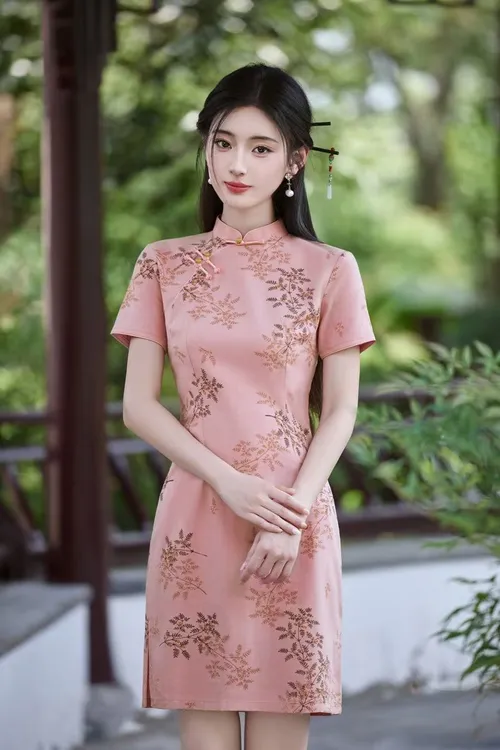 芊芊 【粉韵】 2025新款夏季小个子改良年轻款少女复古日常旗袍