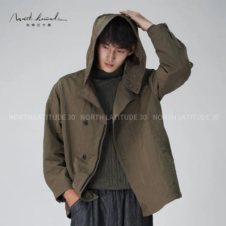 北纬三十度时尚软壳风衣秋季户外休闲时尚百搭宽松连帽风衣外套男