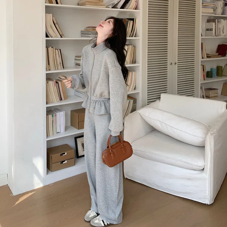 灰色韩系气质花苞卫衣套装女2025春季新款设计感弯刀阔腿裤两件套