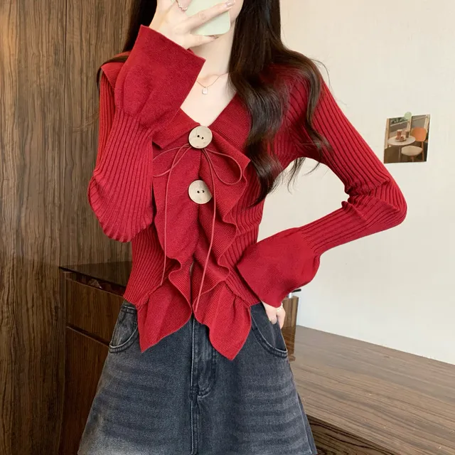 设计感荷叶边长袖针织上衣女春秋季新年红色独特别致小众绝美小衫