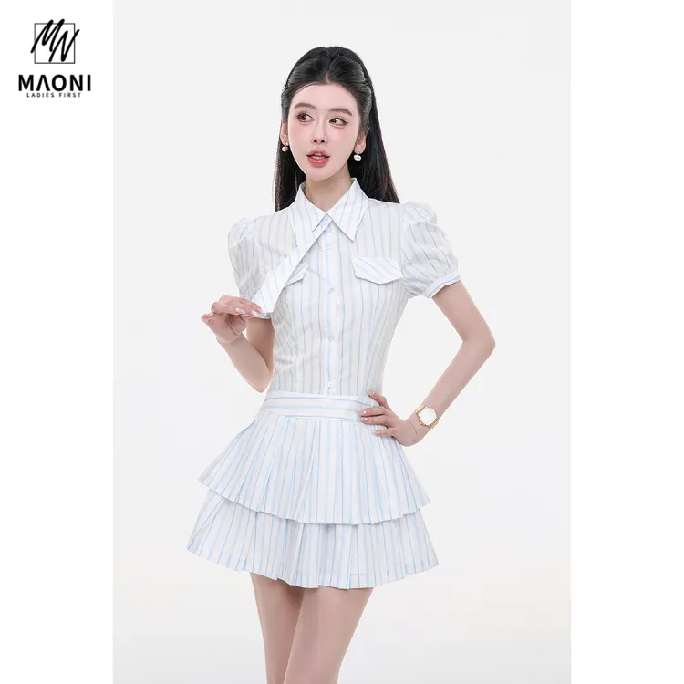 毛妮LADIESFIRST【校园甜心】假领带条纹泡泡袖百褶连衣裙女L1870