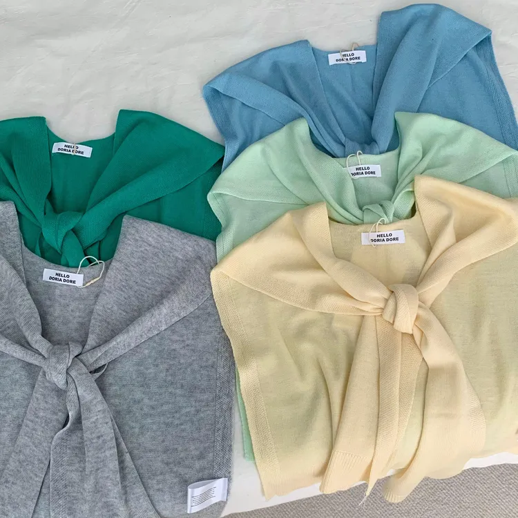 吼吼看的颜色呀~韩国ins博主穿搭推荐含羊毛蓝色空调披肩叠装坎肩