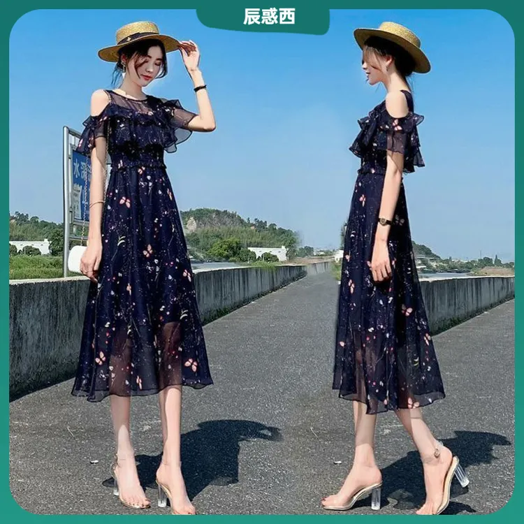 1遮肚大码2025夏季新款显瘦露肩碎花减龄遮肉时尚胖mm连衣裙I