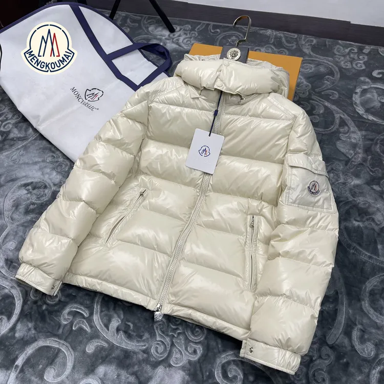 蒙口迈鹅绒服男女短款2025冬季新款连帽加厚保暖黑金羽绒服外套潮