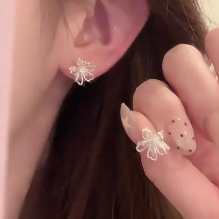 合金耳饰 小众设计感锆石花朵耳钉耳环女甜美气质百搭轻奢时尚