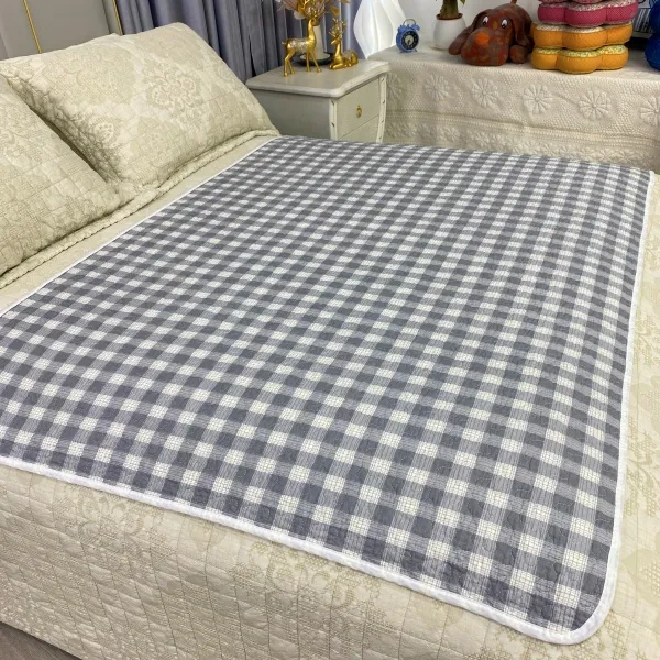 母婴好物双面纯棉夹棉床盖生理隔脏垫学生宿舍飘窗沙发可机洗防滑