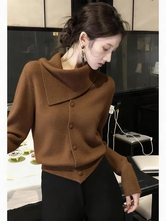 2025新款冬季巨好看的穿搭韩系慵懒高级感棕色高领毛衣针织上衣女