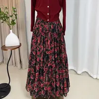 【梅香】2025秋季新款大裙摆碎花半身裙复古高腰显瘦长裙