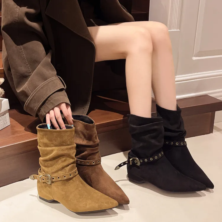 复古5CM内增高粗跟两穿尖头骑士靴女2025秋冬新款绒面皮带扣短靴