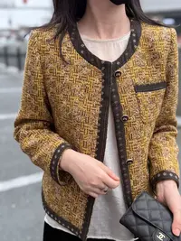 粗花呢小香风短外套
