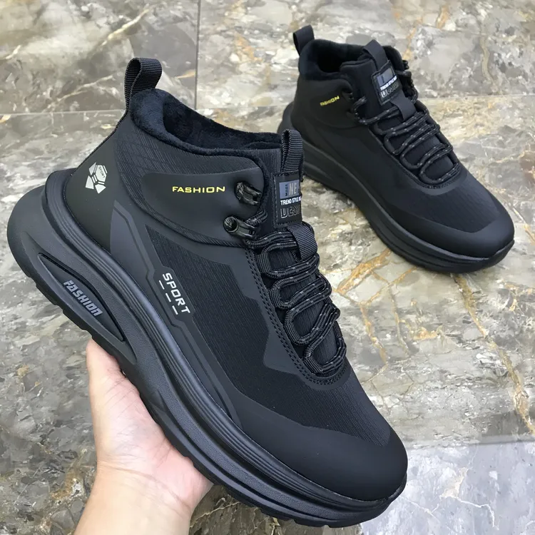 东5278冬季爆款保暖耐磨时尚防滑休闲百搭舒适黑色加绒男鞋