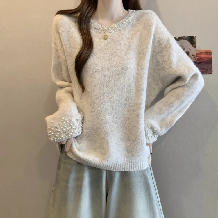 秋韩版宽松胖长袖重工钉珠圆领套头大码杏色灰色咖色针织