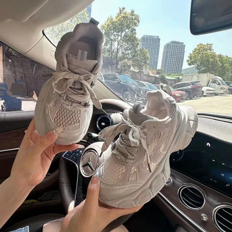 韩国透气老爹鞋2025早秋新款休闲运动时尚系带款轻便洋气女鞋潮