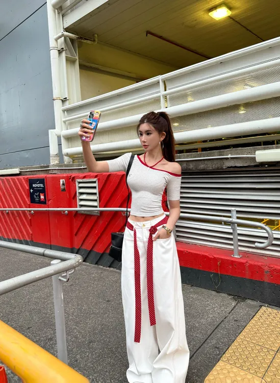 婉君【撞色明线裤】夏季美式复古设计感白色休闲裤LWJ25A1K861