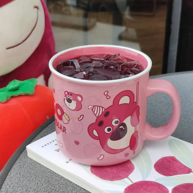 大容量粉色水杯漂亮草莓熊马克杯高颜值家用陶瓷杯情侣杯子早餐杯
