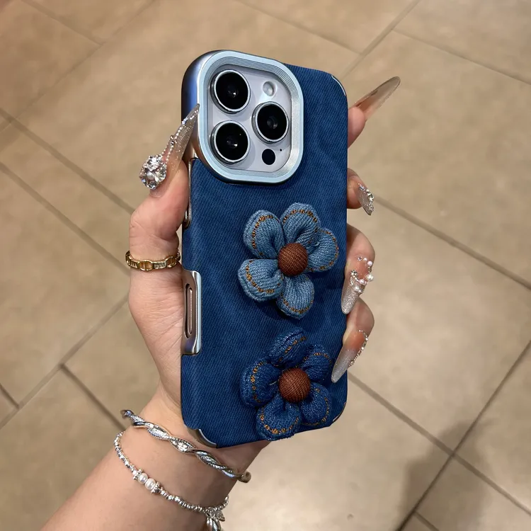 高级感牛仔双朵小菊花适用苹果16promax手机壳iPhone15pro女款14p