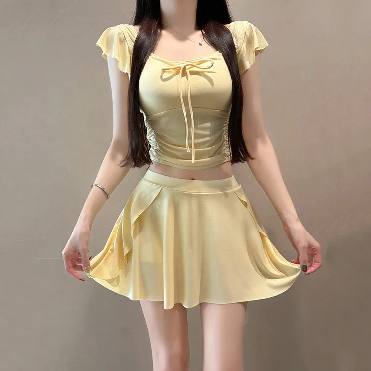 泳衣女款分体两件套纯色保守显瘦修身显白学生度假纯欲温泉游泳装