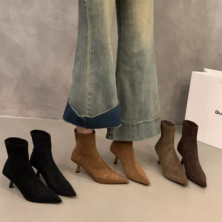 啄木鸟2025秋冬新款气质细跟裸靴弹力瘦瘦靴小猫跟尖头绒面短靴女