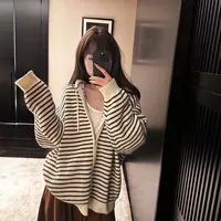 秋季宽松针织毛衣连帽出游女条纹毛针织衫外套春秋短款韩版赫本风