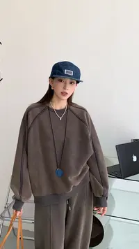 0439【秋季新款】净版明线立体拼接插肩袖潮牌砂洗圆领卫衣（7312）