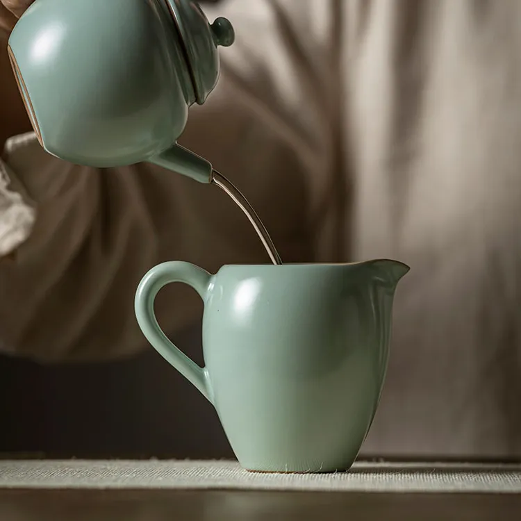 天青汝窑公杯匀杯陶瓷分茶器中式茶海家用带把单个公道杯茶道配件