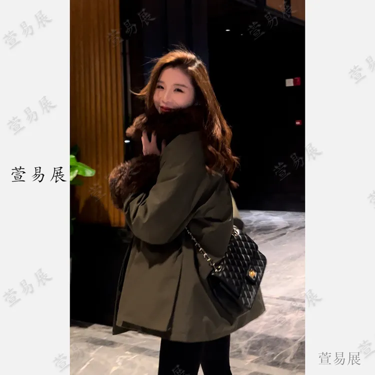 萱易展-90派克白鹅绒可拆卸澳洲进口羊毛领鹅绒服-120403