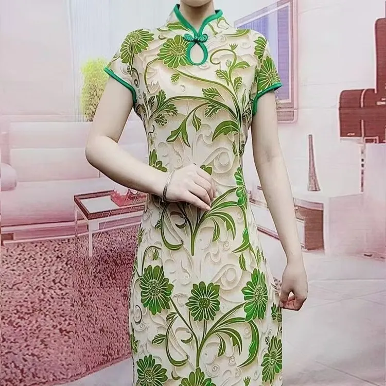 画报夫人妈妈气质旗袍连衣裙中式2025夏季新款改良中老年复古显瘦