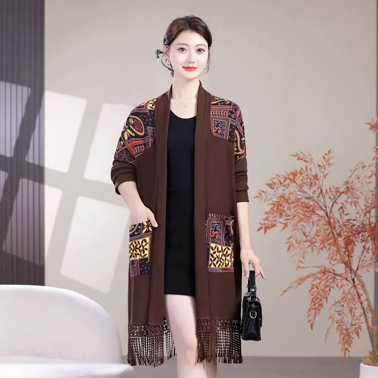 秋季女士流苏披肩薄款针织开衫外套妈妈款时尚拼接时尚中长款披肩