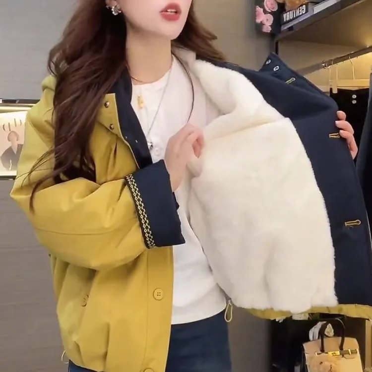 2025女休闲风长袖连帽保暖短外套风衣女装ins上衣