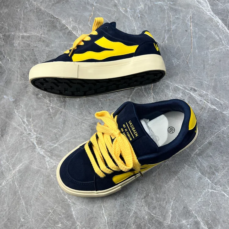 原创设计秋季男鞋潮款厚底休闲面包板鞋百搭低帮男生痞帅鞋子潮款