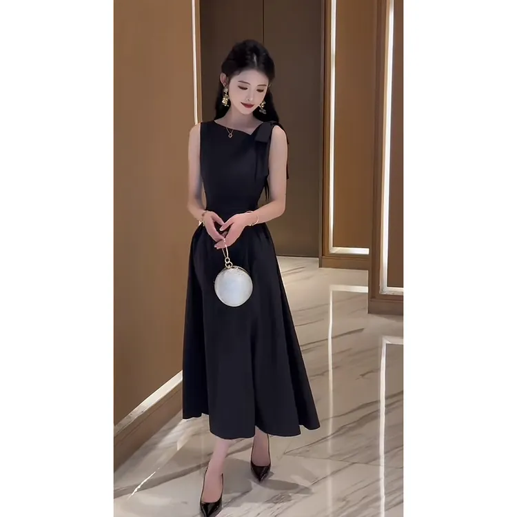 小八定制冰岛华尔兹25夏甜美减龄出游小众设计连衣裙显瘦气质轻奢
