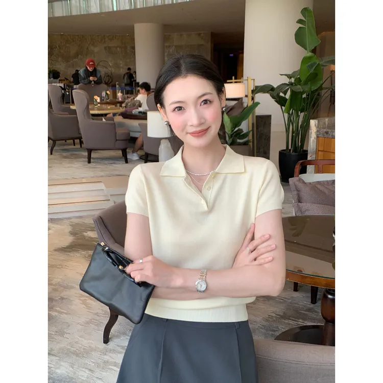 轻奢高级气质Polo领正肩针织短袖T恤女夏季新款独特漂亮小衫上衣