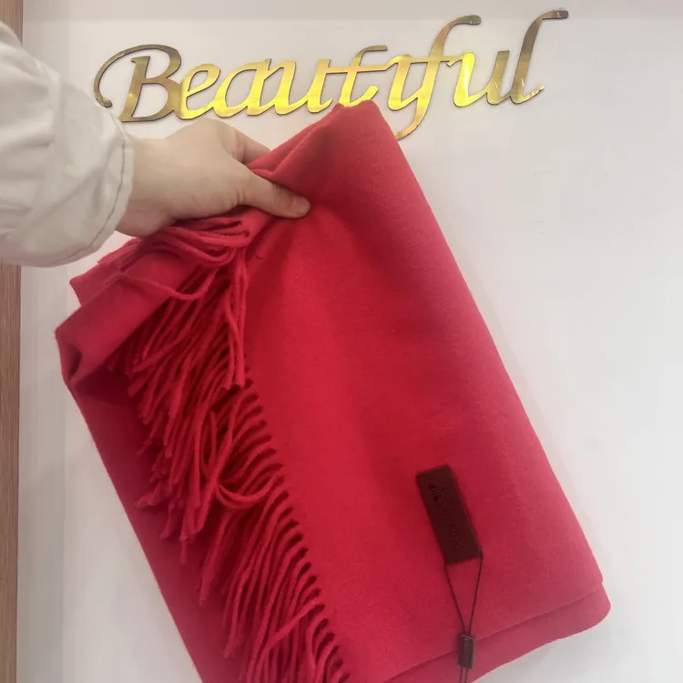 红围巾新年冬季韩版厚款舒适简约保暖百搭男女通用围巾披肩围脖