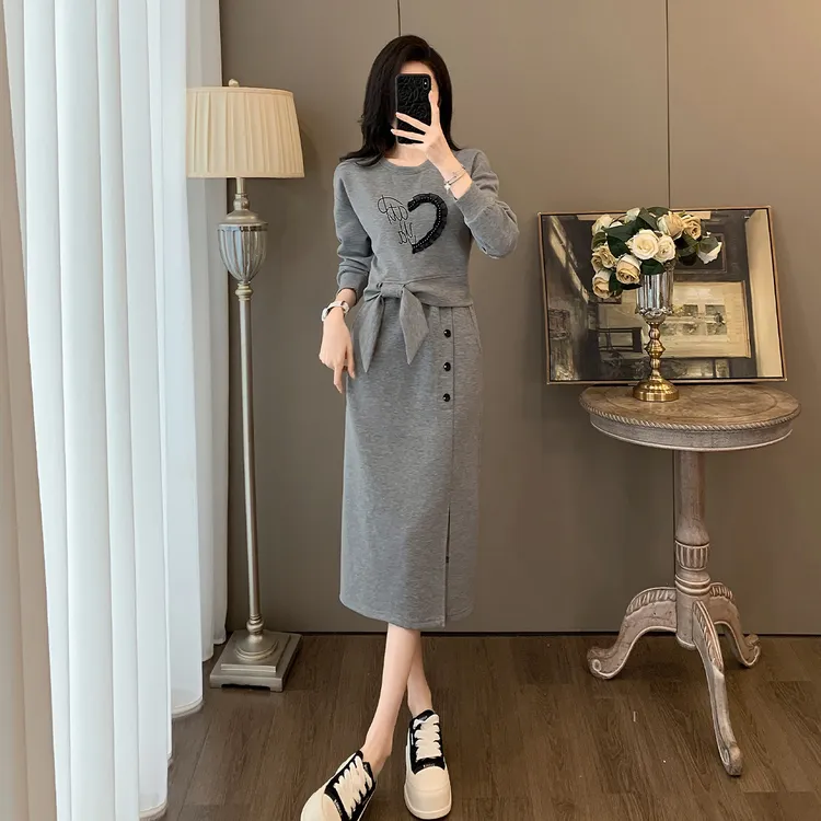 休闲时尚套装女春秋季高级感卫衣套装裙两件套秋日ootd穿搭一整套