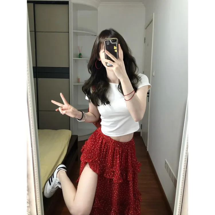 MARIE.COCO韩版圆领短袖T恤法式甜美红色波点不规则半身裙套装