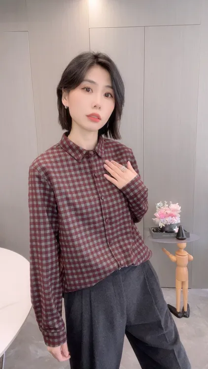 冬季新款复古格纹慵懒风时尚减龄衬衫