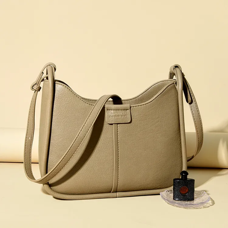 斜挎包时尚韩版简约包包女2025新款高级感腋下包软皮通勤单肩包女